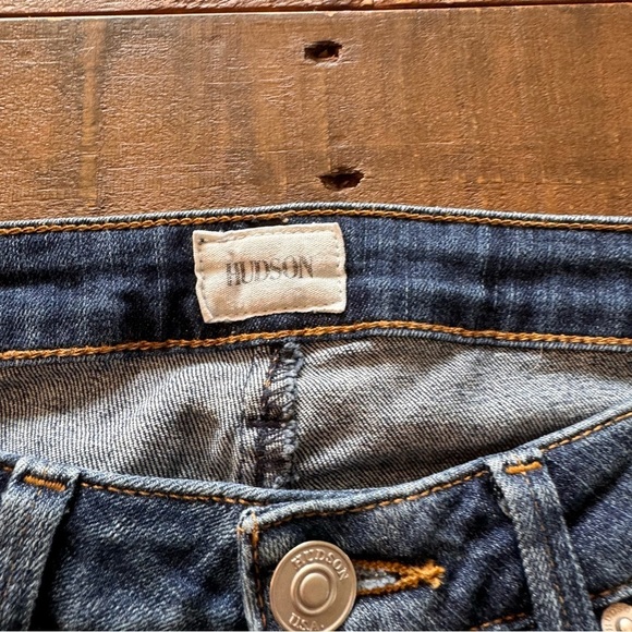 Hudson Bacara Crop Straight Cuffed Jean 26 - Picture 3 of 5